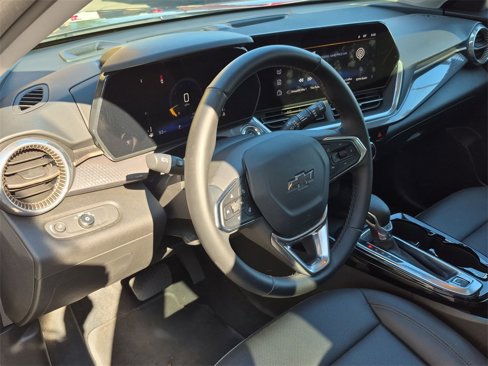 Used 2024 Chevrolet Trax ACTIV w/ Sunroof Package image 21