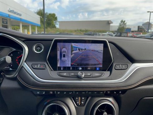 Used 2020 Chevrolet Blazer Premier w/ Driver Confidence II Package image 32