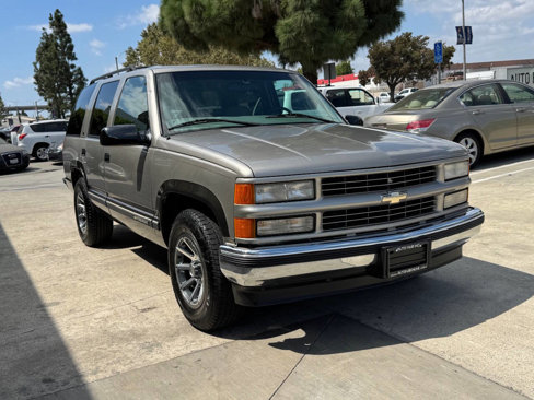 Used 1999 Chevrolet Tahoe 2WD w/ Comfort & Security Pkg image 4