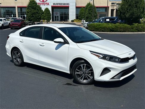 Used 2024 Kia Forte LXS w/ LXS Technology Package image 2