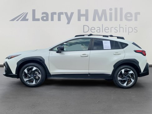 Used 2024 Subaru Crosstrek 2.5i Limited w/ Crosstrek Mirror Package image 2