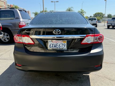 Used 2013 Toyota Corolla LE Special Edition image 6