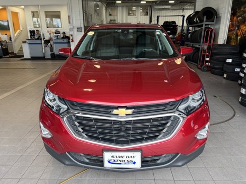 Used 2021 Chevrolet Equinox LT image 2