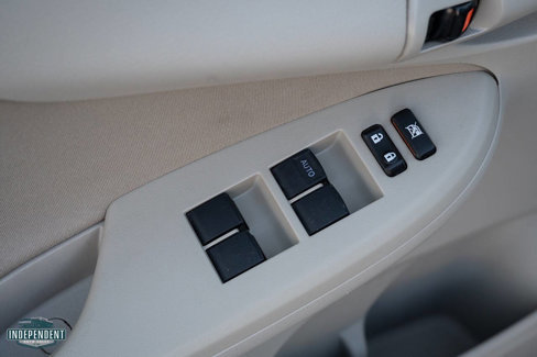 Used 2012 Toyota Corolla L image 17