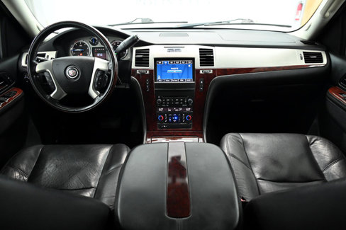 Used 2011 Cadillac Escalade ESV Luxury image 23