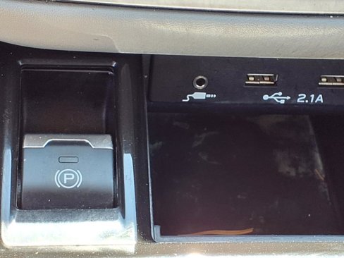 Used 2022 Subaru Outback Limited image 24