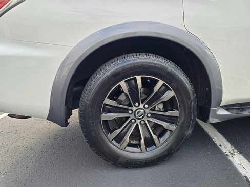 Used 2017 Nissan Armada Platinum w/ Captain Seat Package image 8