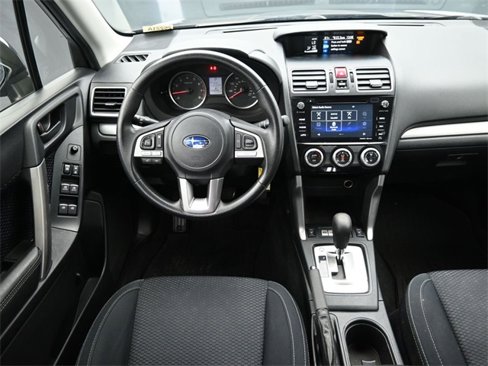 Used 2017 Subaru Forester 2.5i Premium w/ All-Weather Package image 19