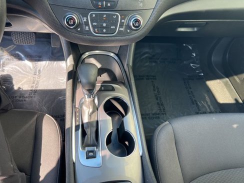 Used 2022 Chevrolet Malibu LT image 13