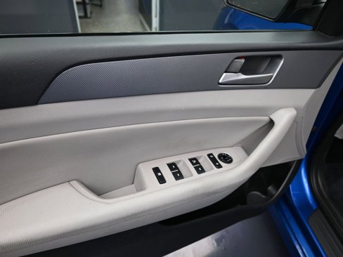 Used 2018 Hyundai Sonata SEL image 12