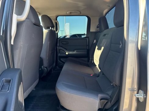Used 2022 Nissan Frontier S w/ Technology Package image 12
