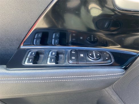 Used 2022 Kia Niro LXS image 17