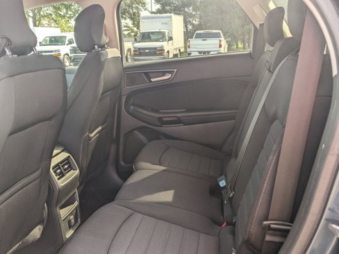 Used 2016 Ford Edge SE image 31
