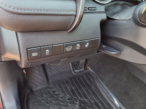 Used 2023 Toyota Camry XLE image 12