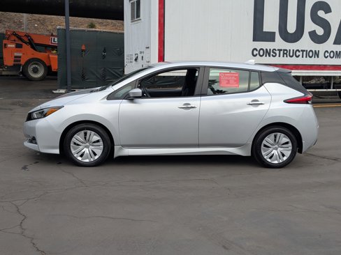 Certified 2024 Nissan Leaf S image 9