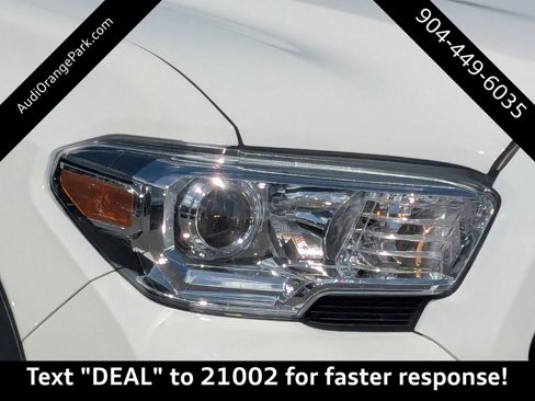 Used 2022 Toyota Tacoma SR w/ SX Package image 10