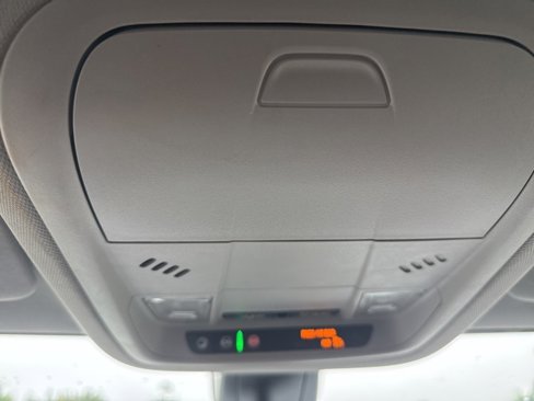 Used 2021 GMC Acadia SLE w/ Driver Convenience Package image 24