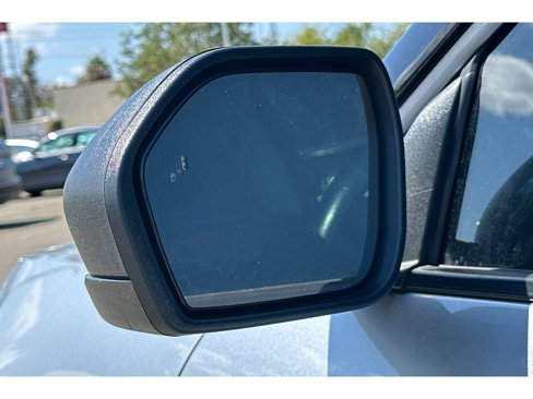Used 2021 Ford Explorer XLT w/ Equipment Group 202A image 19