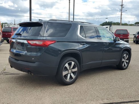 Used 2019 Chevrolet Traverse LT w/ LT Premium Package image 3
