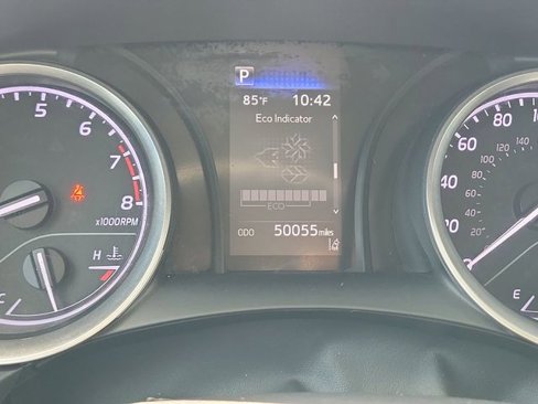 Used 2021 Toyota Camry LE image 26