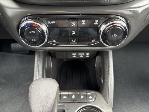 Used 2023 Chevrolet TrailBlazer LT w/ Convenience Package image 13