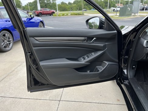 Used 2022 Honda Accord LX image 14