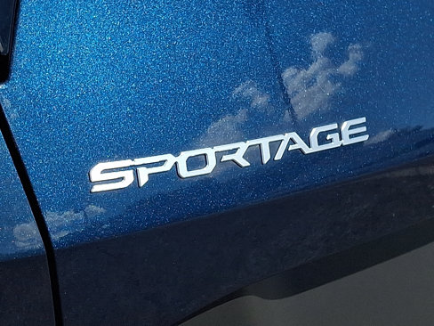 Used 2023 Kia Sportage EX w/ EX Premium Package image 33