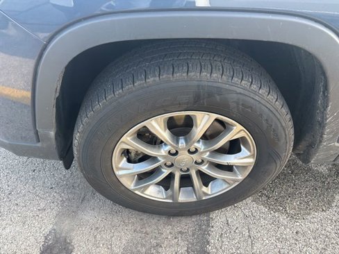 Used 2021 Jeep Cherokee Latitude Lux w/ Trailer Tow Group image 4