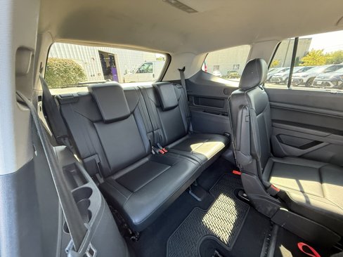Used 2019 Volkswagen Atlas SE image 28