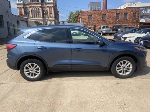 Used 2020 Ford Escape SE image 9