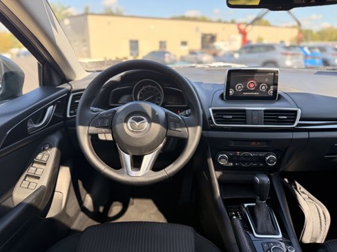 Used 2016 MAZDA MAZDA3 i Touring w/ Popular Equipment Package image 26