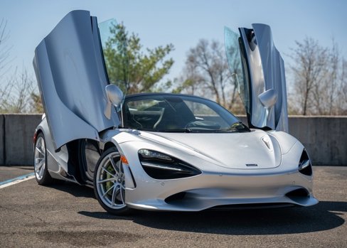 New 2025 McLaren 750S Spider image 10