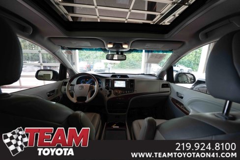 Used 2013 Toyota Sienna Limited image 19