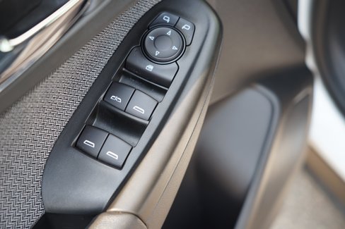 Certified 2022 Chevrolet TrailBlazer LT w/ Convenience Package image 16