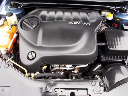 Used 2011 Chrysler 200 Touring image 18