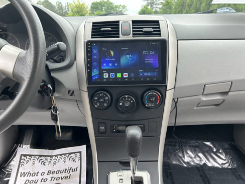 Used 2010 Toyota Corolla image 29