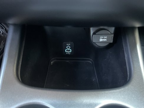 Used 2019 Dodge Journey SE w/ Connectivity Group image 37