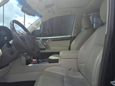 Used 2011 Lexus GX 460 image 14