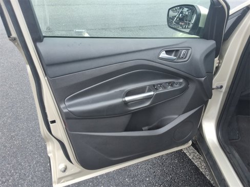 Used 2018 Ford Escape SE w/ SE Sync 3 Package image 8