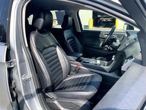 Used 2022 Ford Edge SEL image 7