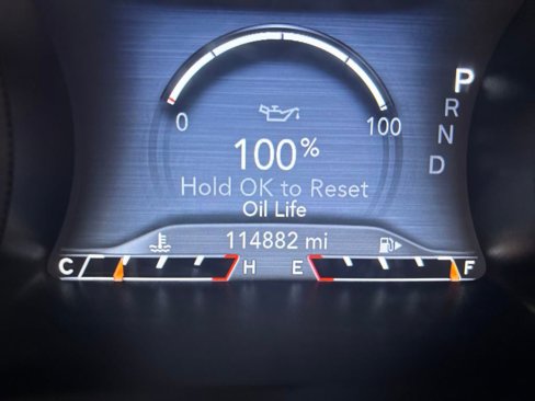 Used 2021 Jeep Cherokee Latitude Lux w/ Comfort/Convenience Group image 6