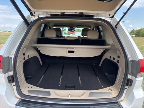 Used 2017 Jeep Grand Cherokee Limited image 7