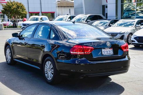 Used 2014 Volkswagen Passat 1.8T S image 5