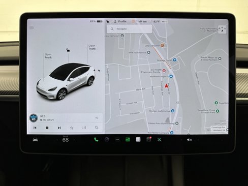 Used 2021 Tesla Model Y Long Range image 27