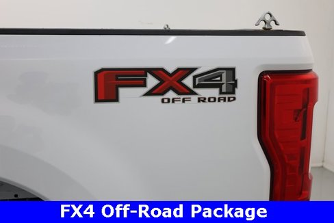 Used 2017 Ford F250 XL w/ Power Equipment Group image 9