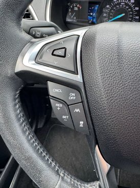 Used 2020 Ford Edge Titanium image 36