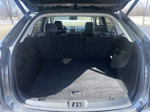 Used 2020 Ford Edge Titanium image 5