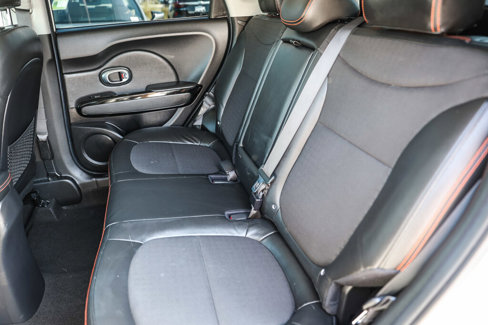 Used 2018 Kia Soul ! image 7
