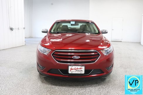 Used 2015 Ford Taurus Limited image 3