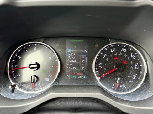 Used 2020 Toyota RAV4 XLE image 25
